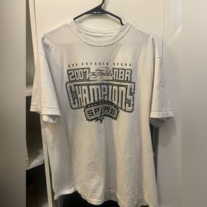 Vintage San Antonio Spurs NBA Champions t shirt